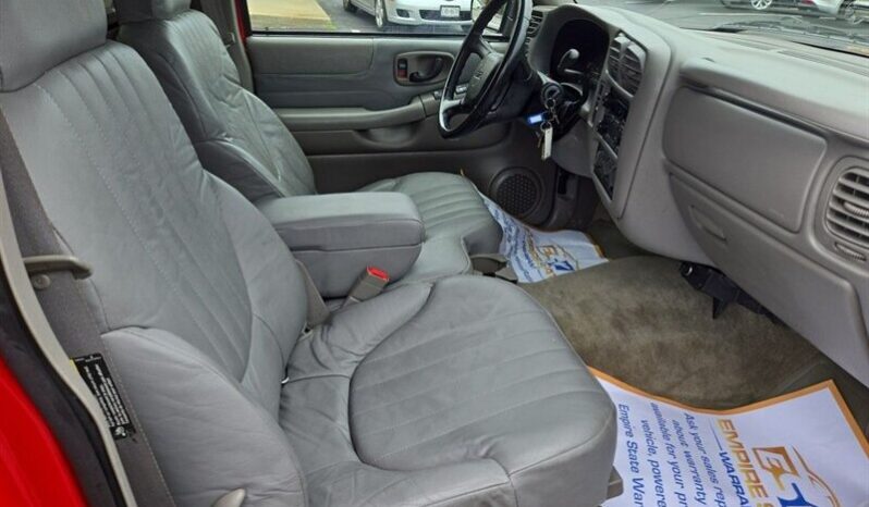 
								2003 GMC Sonoma SLS full									