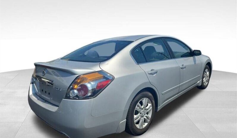 
								2012 Nissan Altima 2.5 S full									