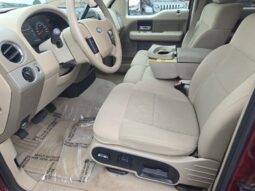 
										2005 Ford F-150 XLT full									