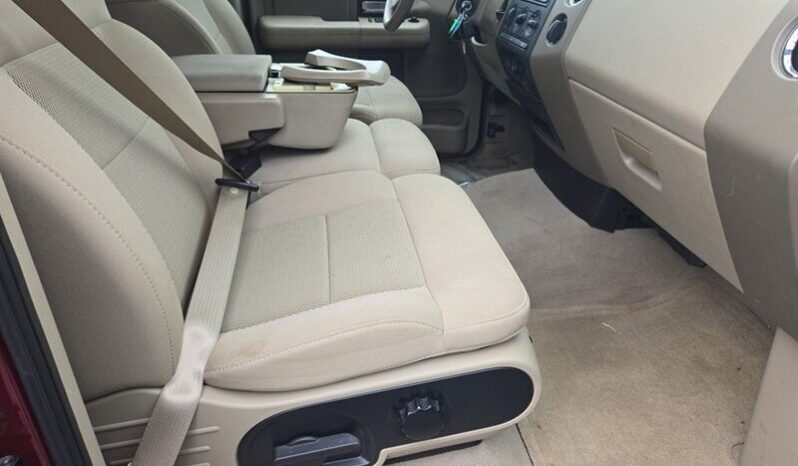 
								2005 Ford F-150 XLT full									