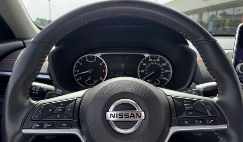 
								2022 Nissan Altima 2.5 SR full									