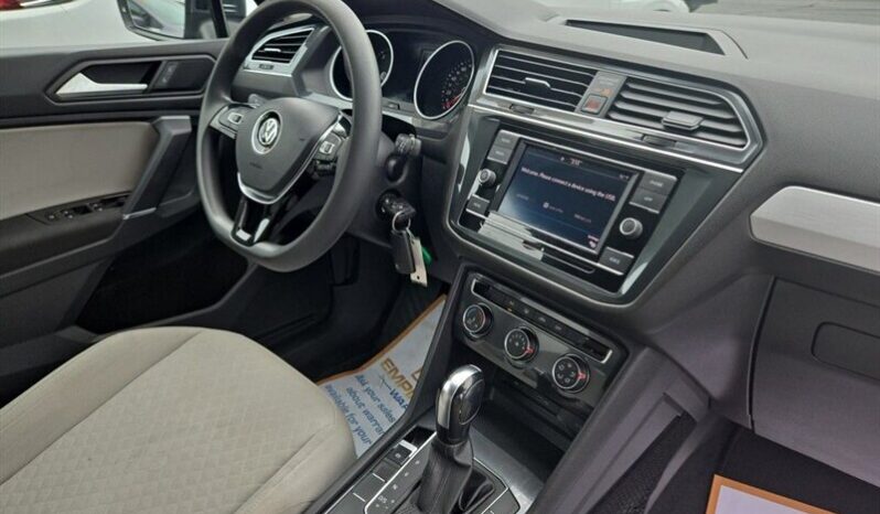 
								2020 Volkswagen Tiguan 2.0T S full									