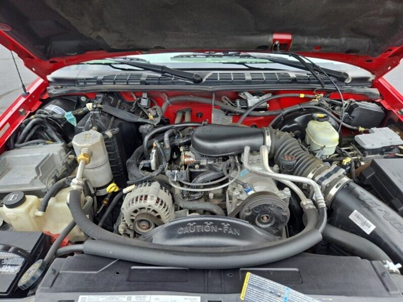 
								2003 GMC Sonoma SLS full									