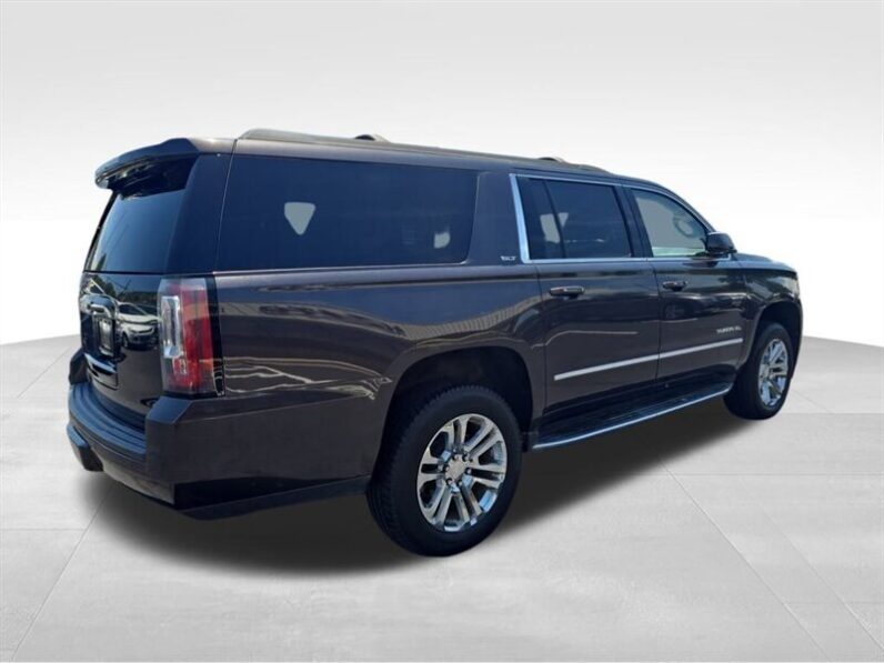 
								2018 GMC Yukon SLT full									