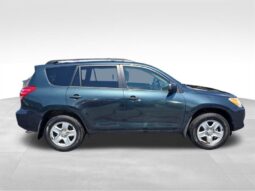 
										2011 Toyota RAV4 Base full									