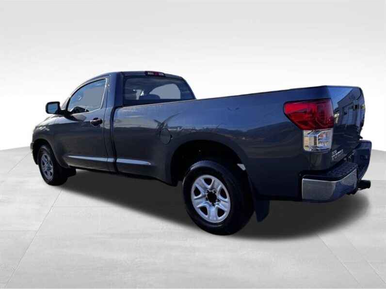 
								2010 Toyota Tundra Grade V6 full									