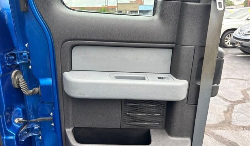 
								2013 Ford F-150 STX full									
