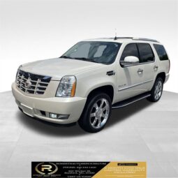 
										2012 Cadillac Escalade Luxury full									