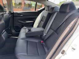 
										2022 Nissan Altima 2.5 SR full									