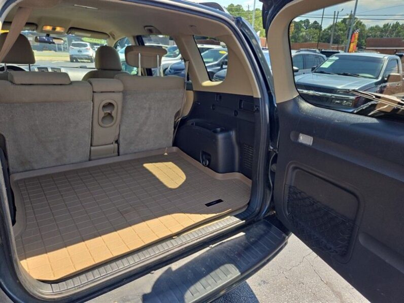 
								2011 Toyota RAV4 Base full									