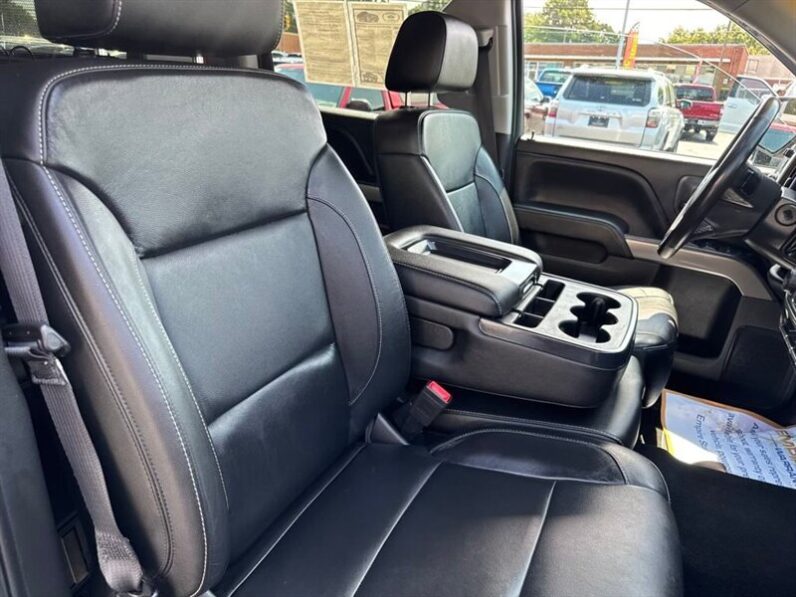 
								2018 Chevrolet Silverado 1500 LT LT2 full									