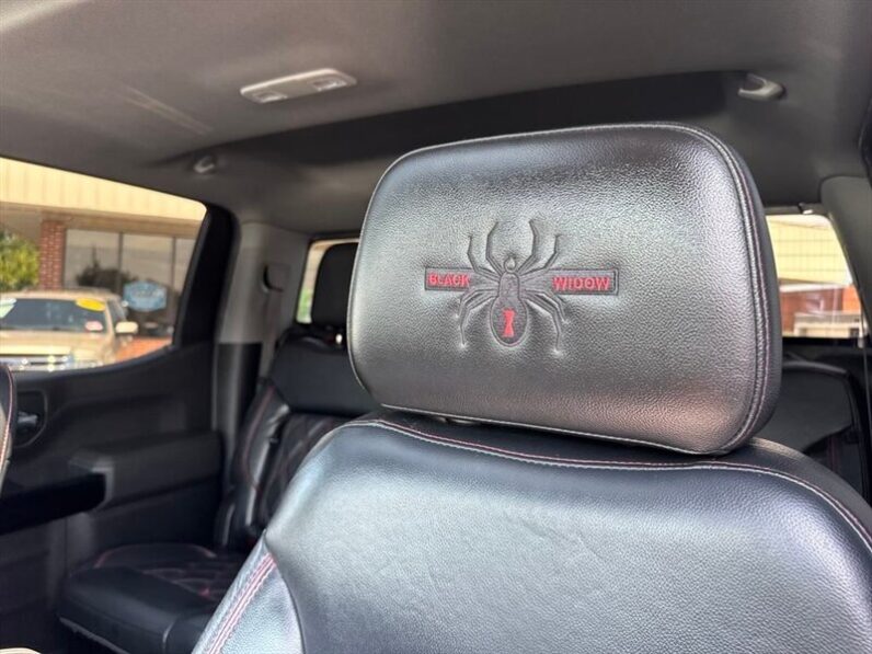 
								2020 Chevrolet Silverado 1500 RST Black Widow Package full									
