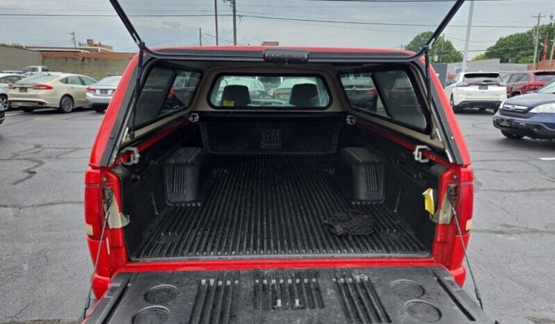 
								2003 GMC Sonoma SLS full									