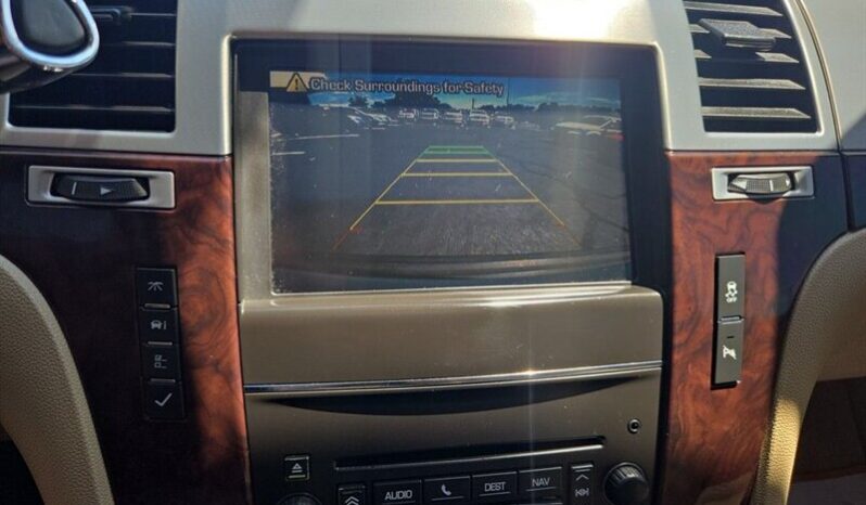 
								2012 Cadillac Escalade Luxury full									