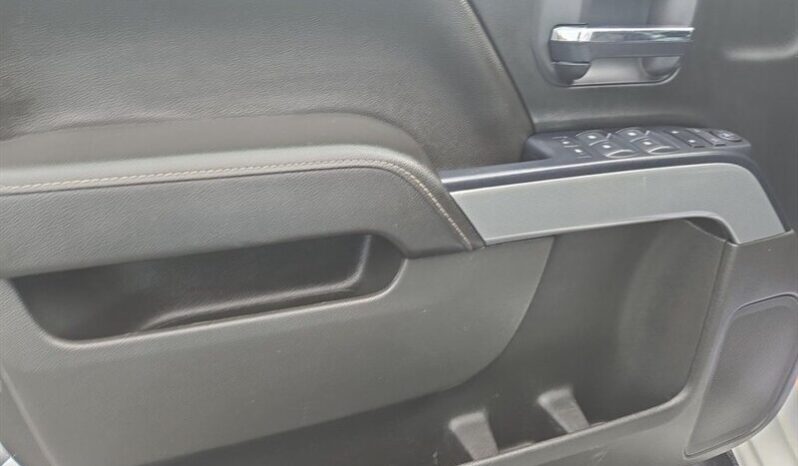 
								2018 Chevrolet Silverado 1500 LT LT2 full									