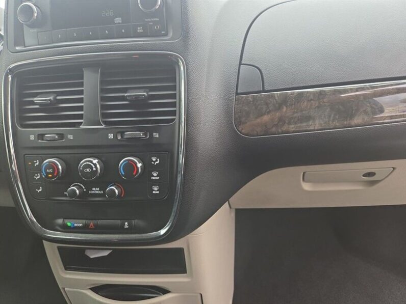 
								2011 Dodge Grand Caravan Mainstreet full									