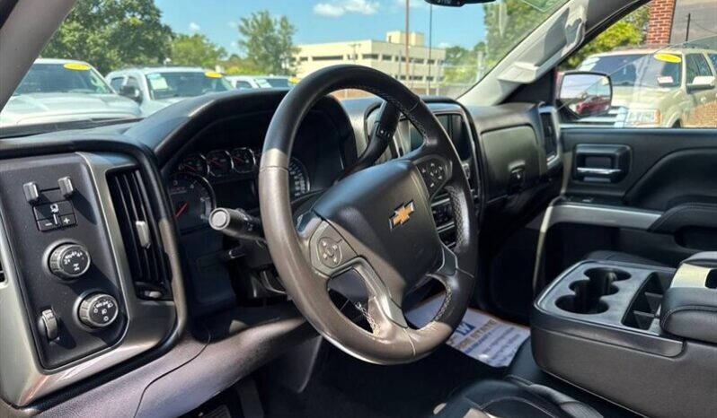 
								2018 Chevrolet Silverado 1500 LT LT2 full									