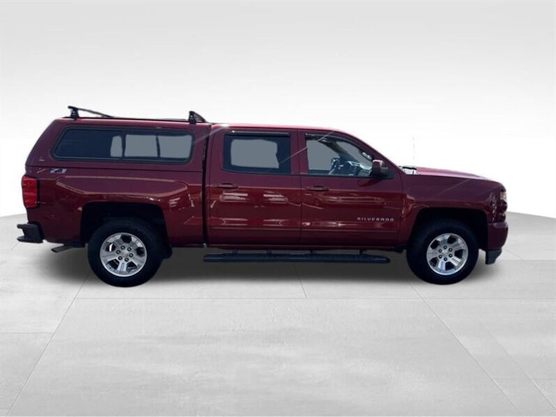 
								2018 Chevrolet Silverado 1500 LT LT2 full									