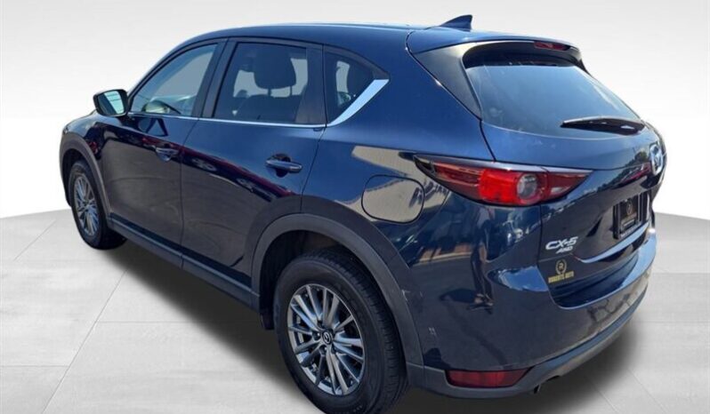 
								2017 Mazda CX-5 Touring full									