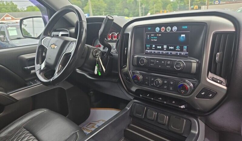 
								2018 Chevrolet Silverado 1500 LT LT2 full									