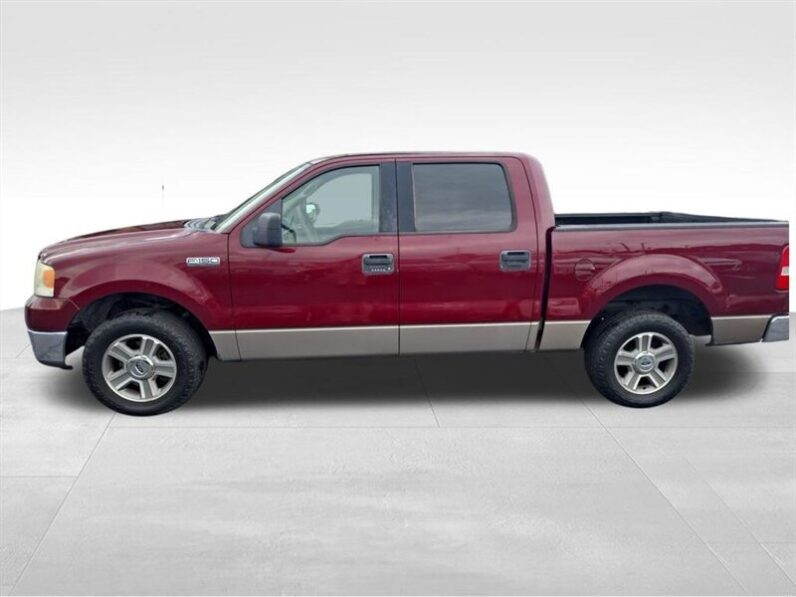 
								2005 Ford F-150 XLT full									