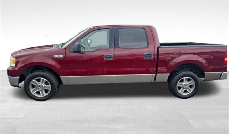 
								2005 Ford F-150 XLT full									
