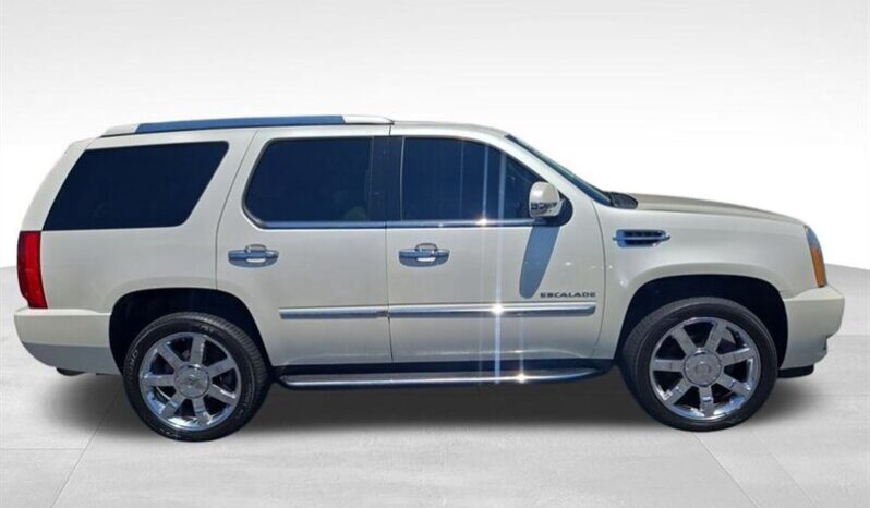 
								2012 Cadillac Escalade Luxury full									