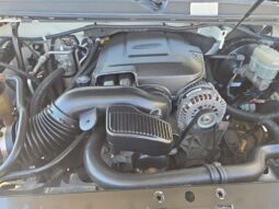 
										2012 Cadillac Escalade Luxury full									