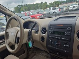 
										2005 Ford F-150 XLT full									
