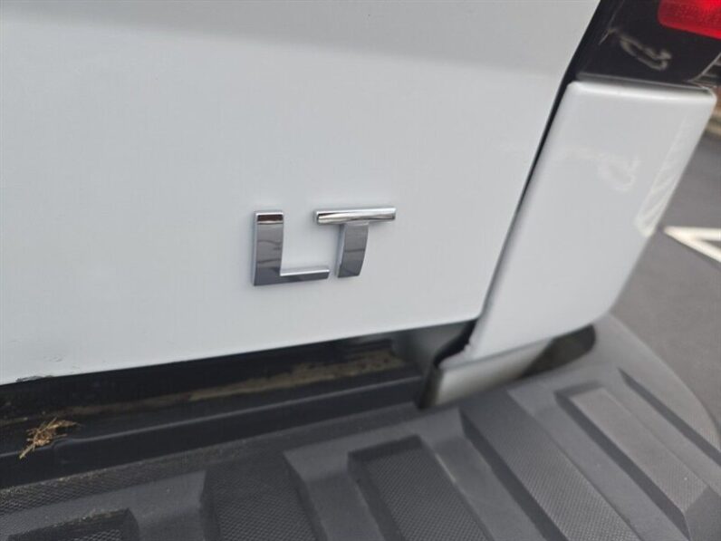 
								2018 Chevrolet Silverado 1500 LT LT2 full									