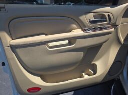 
										2012 Cadillac Escalade Luxury full									