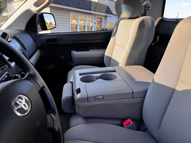
								2010 Toyota Tundra Grade V6 full									