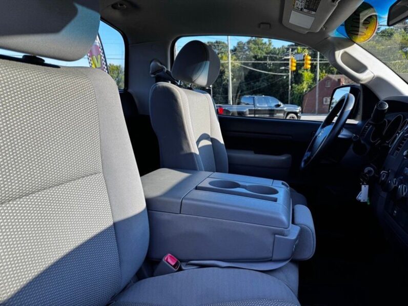 
								2010 Toyota Tundra Grade V6 full									