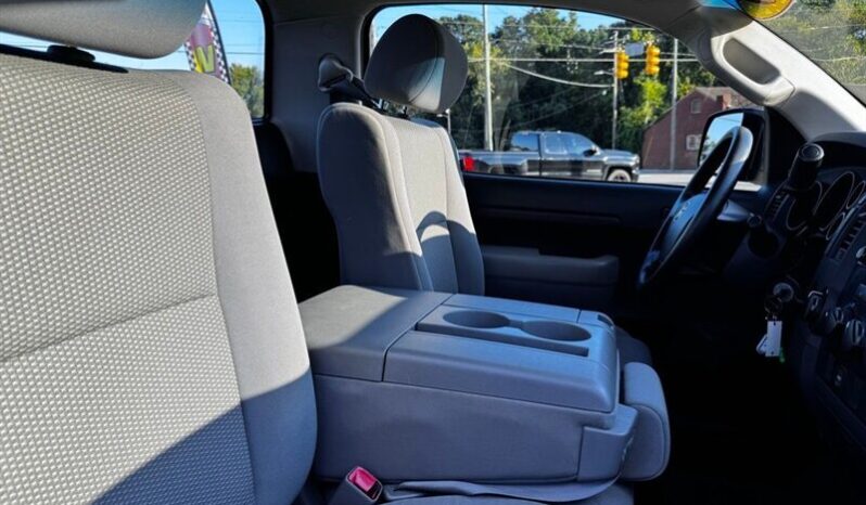 
								2010 Toyota Tundra Grade V6 full									