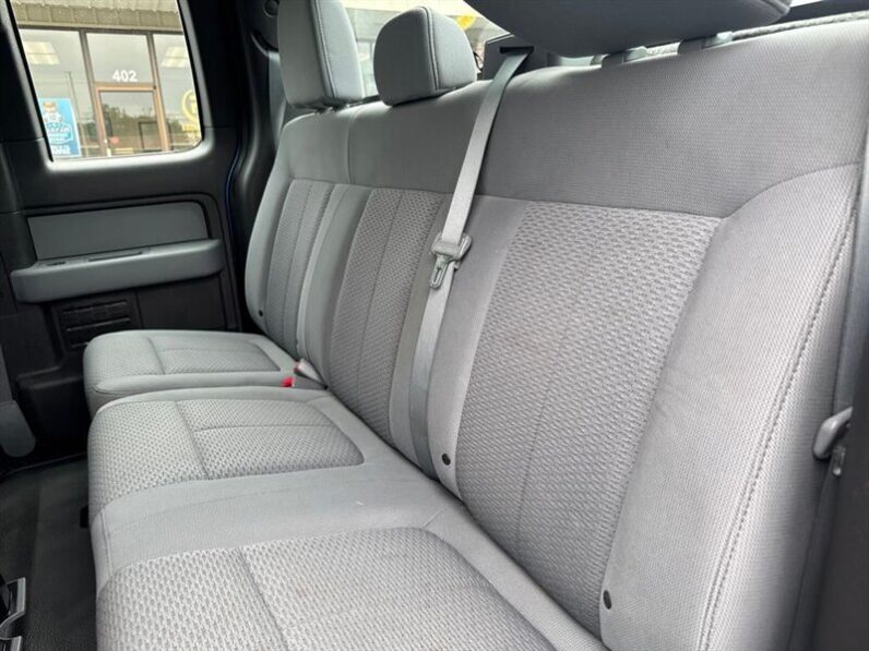 
								2013 Ford F-150 STX full									