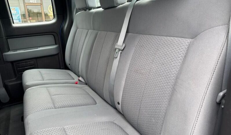 
								2013 Ford F-150 STX full									