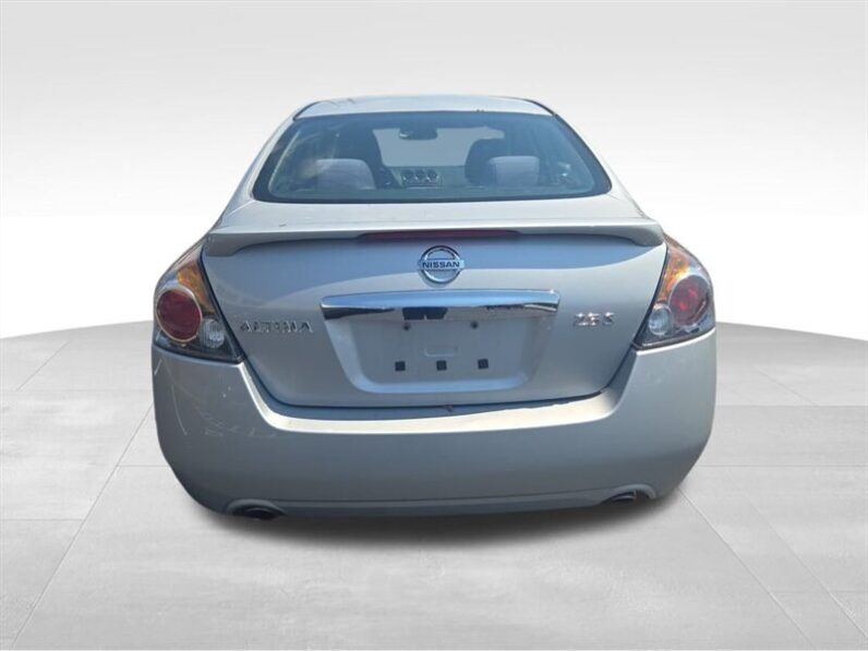 
								2012 Nissan Altima 2.5 S full									