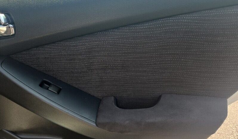 
								2012 Nissan Altima 2.5 S full									