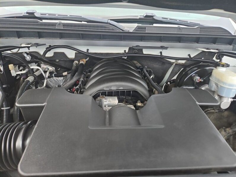 
								2018 Chevrolet Silverado 1500 LT LT2 full									