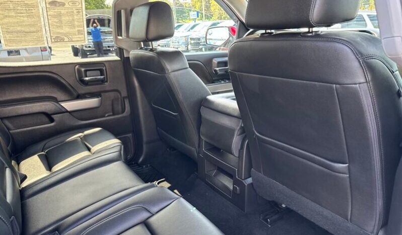 
								2018 Chevrolet Silverado 1500 LT LT2 full									