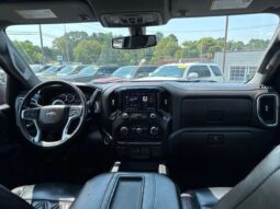 
										2020 Chevrolet Silverado 1500 RST Black Widow Package full									