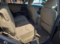 
										2011 Toyota RAV4 Base full									