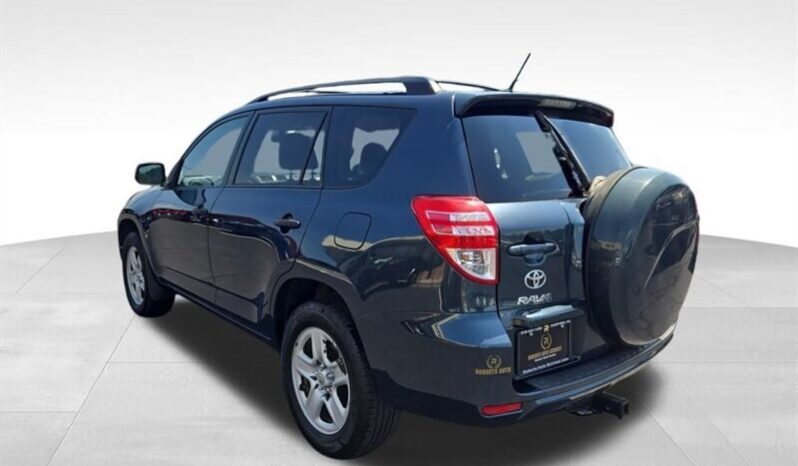 
								2011 Toyota RAV4 Base full									