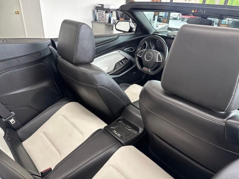 
								2016 Chevrolet Camaro SS 2SS full									