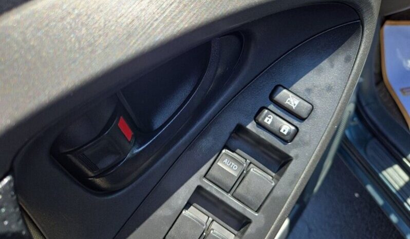 
								2011 Toyota RAV4 Base full									