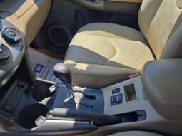 
										2011 Toyota RAV4 Base full									