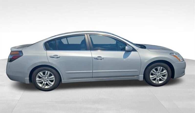 
								2012 Nissan Altima 2.5 S full									