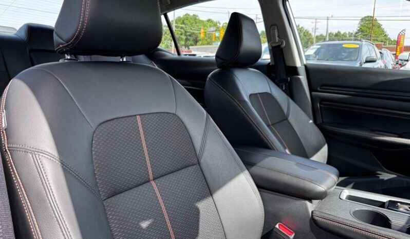 
								2022 Nissan Altima 2.5 SR full									