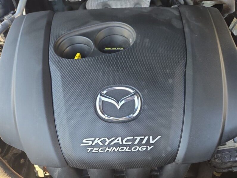 
								2017 Mazda CX-5 Touring full									