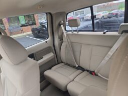 
										2005 Ford F-150 XLT full									